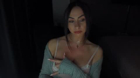 Snapshot of soraya26 chatting on 06-27-26, 01:10 Soraya online show from 06-27-26, 01:10