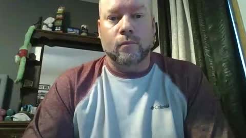 Snapshot of soro00421 chatting on 11-25-25, 08:09 soro00421 online show from 11-25-25, 08:09