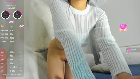 Snapshot of soul_mi chatting on 12-24-24, 11:22 Mia online show from 12-24-24, 11:22