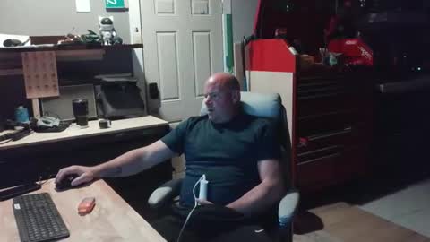 soundfreqnj online show from 04-12-26, 02:49