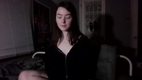 Snapshot of soursou chatting on 02-17-25, 03:04 sours online show from 02-17-25, 03:04