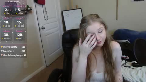 Bunnydathug online show from 12-16-24, 02:38