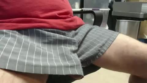 Snapshot of southerncock8 chatting on 02-28-26, 07:04 KIT online show from 02-28-26, 07:04