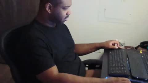 Snapshot of southernfuckery chatting on 12-15-24, 03:53 Infamous Damon Jerico online show from 12-15-24, 03:53