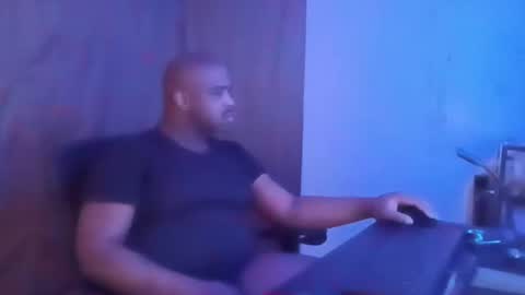 Snapshot of southernfuckery chatting on 12-20-24, 09:50 Infamous Damon Jerico online show from 12-20-24, 09:50