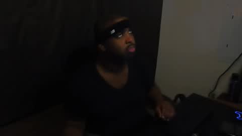 Snapshot of southernfuckery chatting on 01-02-25, 07:29 Infamous Damon Jerico online show from 01-02-25, 07:29