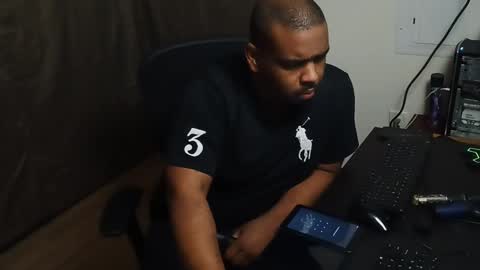 Snapshot of southernfuckery chatting on 01-03-25, 02:43 Infamous Damon Jerico online show from 01-03-25, 02:43