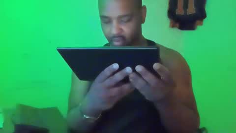 Snapshot of southernfuckery chatting on 01-20-25, 08:41 Infamous Damon Jerico online show from 01-20-25, 08:41