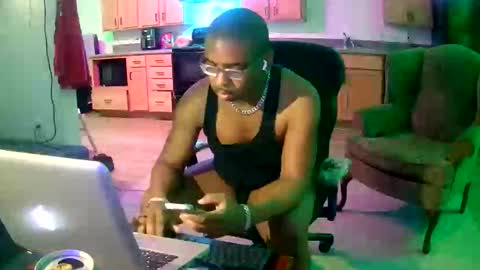 Snapshot of southernfuckery chatting on 01-15-26, 05:49 Infamous Damon Jerico online show from 01-15-26, 05:49