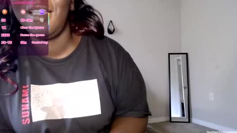 Snapshot of southerngothgoddess chatting on 09-30-25, 04:45 SG online show from 09-30-25, 04:45