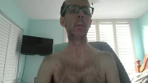 Snapshot of southflaman chatting on 10-21-25, 01:45 ScorpioKobra online show from 10-21-25, 01:45