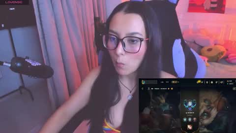 Lili online show from 03-13-26, 12:06