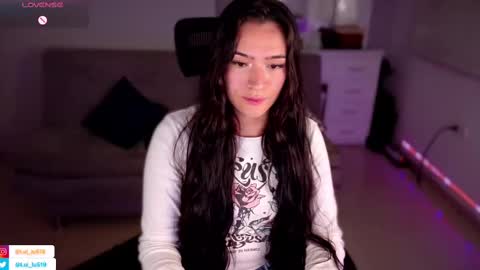 Luisa    online show from 02-27-25, 01:27