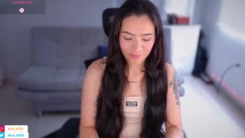 Luisa    online show from 03-02-25, 07:34