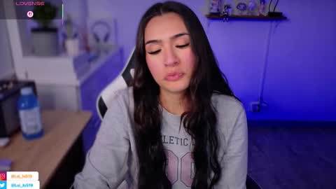 Luisa    online show from 09-10-25, 09:59