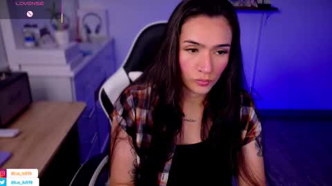 Luisa    online show from 09-28-25, 09:20