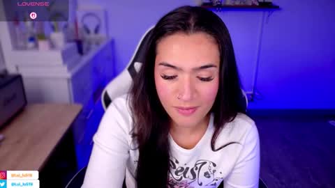 Luisa    online show from 11-05-25, 10:43