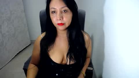 soy Elena online show from 07-28-26, 02:24