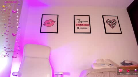 Snapshot of soyjuliana19 chatting on 02-17-25, 08:04 Juliana online show from 02-17-25, 08:04