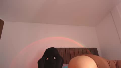   online show from 05-07-26, 01:11