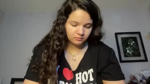 Snapshot of soyoceanne chatting on 03-07-26, 07:00 Soyoceanne online show from 03-07-26, 07:00