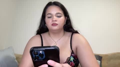 Soyoceanne online show from 03-28-26, 02:00