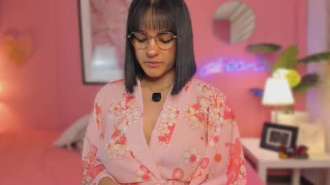 Aleja online show from 02-26-26, 05:50