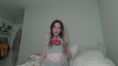 Margo online show from 10-04-25, 01:14