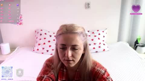 Snapshot of space_danger chatting on 10-01-25, 08:42 space danger online show from 10-01-25, 08:42