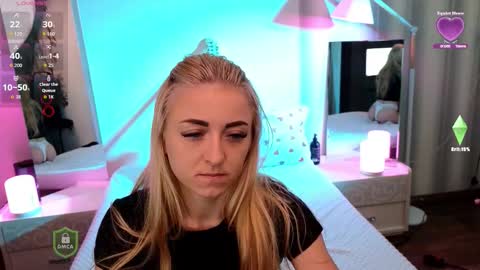 Snapshot of space_danger chatting on 10-27-25, 05:55 space danger online show from 10-27-25, 05:55