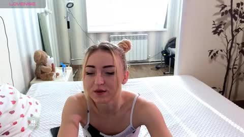 Snapshot of space_danger chatting on 02-01-26, 08:35 space danger online show from 02-01-26, 08:35