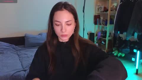 Roxy online show from 03-03-25, 05:18