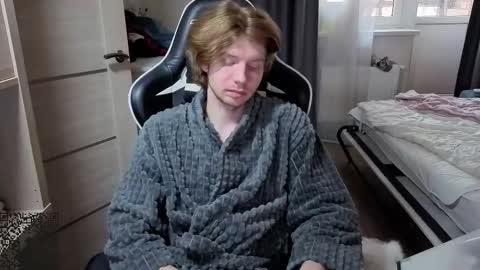 Mike online show from 09-14-25, 02:49