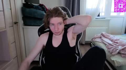 Snapshot of spaisenok chatting on 02-06-26, 12:08 Mike online show from 02-06-26, 12:08