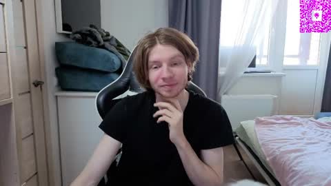 Snapshot of spaisenok chatting on 02-07-26, 09:13 Mike online show from 02-07-26, 09:13