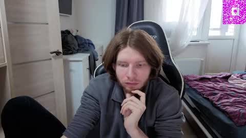 Snapshot of spaisenok chatting on 03-05-26, 08:54 Mike online show from 03-05-26, 08:54