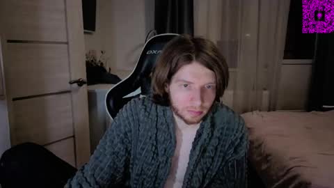 Snapshot of spaisenok chatting on 03-07-26, 06:49 Mike online show from 03-07-26, 06:49