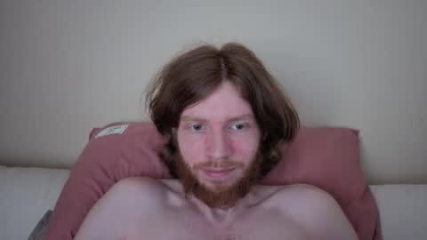 Snapshot of spaisenok chatting on 04-28-26, 10:31 Mike online show from 04-28-26, 10:31