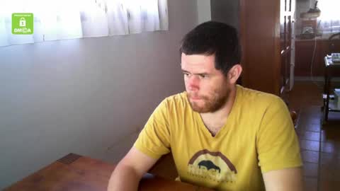 Snapshot of spanishboytenerife chatting on 05-05-26, 03:42 spanish online show from 05-05-26, 03:42