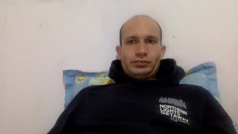 Snapshot of sparei7 chatting on 12-15-24, 02:59 Snaiky online show from 12-15-24, 02:59