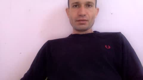 Snapshot of sparei7 chatting on 12-16-24, 10:18 Snaiky online show from 12-16-24, 10:18