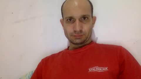 Snapshot of sparei7 chatting on 12-17-24, 05:04 Snaiky online show from 12-17-24, 05:04