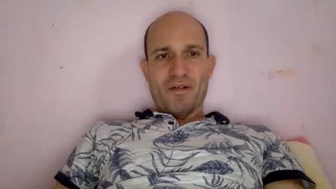 Snapshot of sparei7 chatting on 01-13-25, 01:17 Snaiky online show from 01-13-25, 01:17
