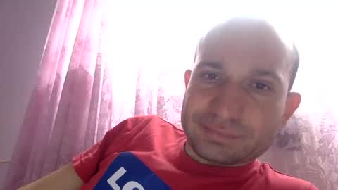 Snapshot of sparei7 chatting on 02-08-25, 11:01 Snaiky online show from 02-08-25, 11:01