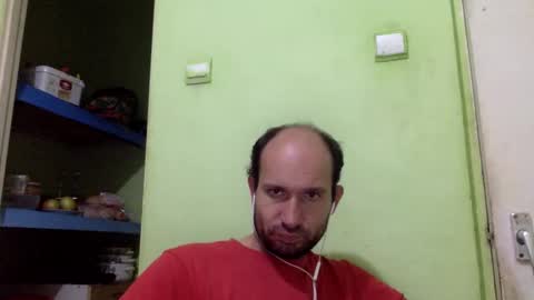 Snapshot of sparei7 chatting on 10-08-25, 09:45 Snaiky online show from 10-08-25, 09:45