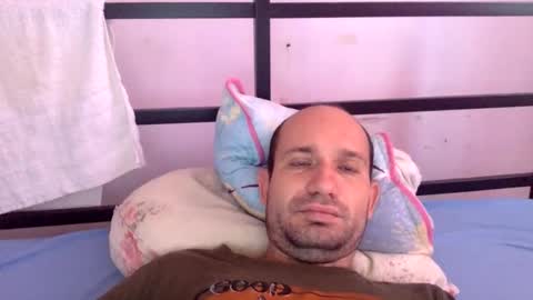 Snapshot of sparei7 chatting on 11-21-25, 09:19 Snaiky online show from 11-21-25, 09:19