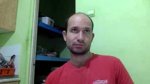 Snapshot of sparei7 chatting on 11-21-25, 09:24 Snaiky online show from 11-21-25, 09:24