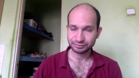 Snapshot of sparei7 chatting on 12-02-25, 10:53 Snaiky online show from 12-02-25, 10:53