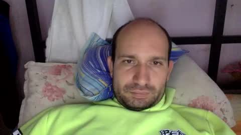 Snapshot of sparei7 chatting on 12-03-25, 01:53 Snaiky online show from 12-03-25, 01:53