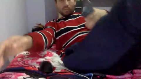 Snapshot of sparei7 chatting on 12-22-25, 09:01 Snaiky online show from 12-22-25, 09:01